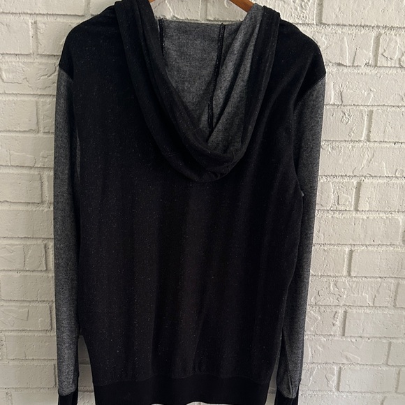 O'Neill Black and Gray  Zip-Up Jacket - Picture 8 of 9